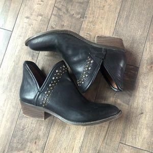 Lucky brand studded ankle boots booties shoes